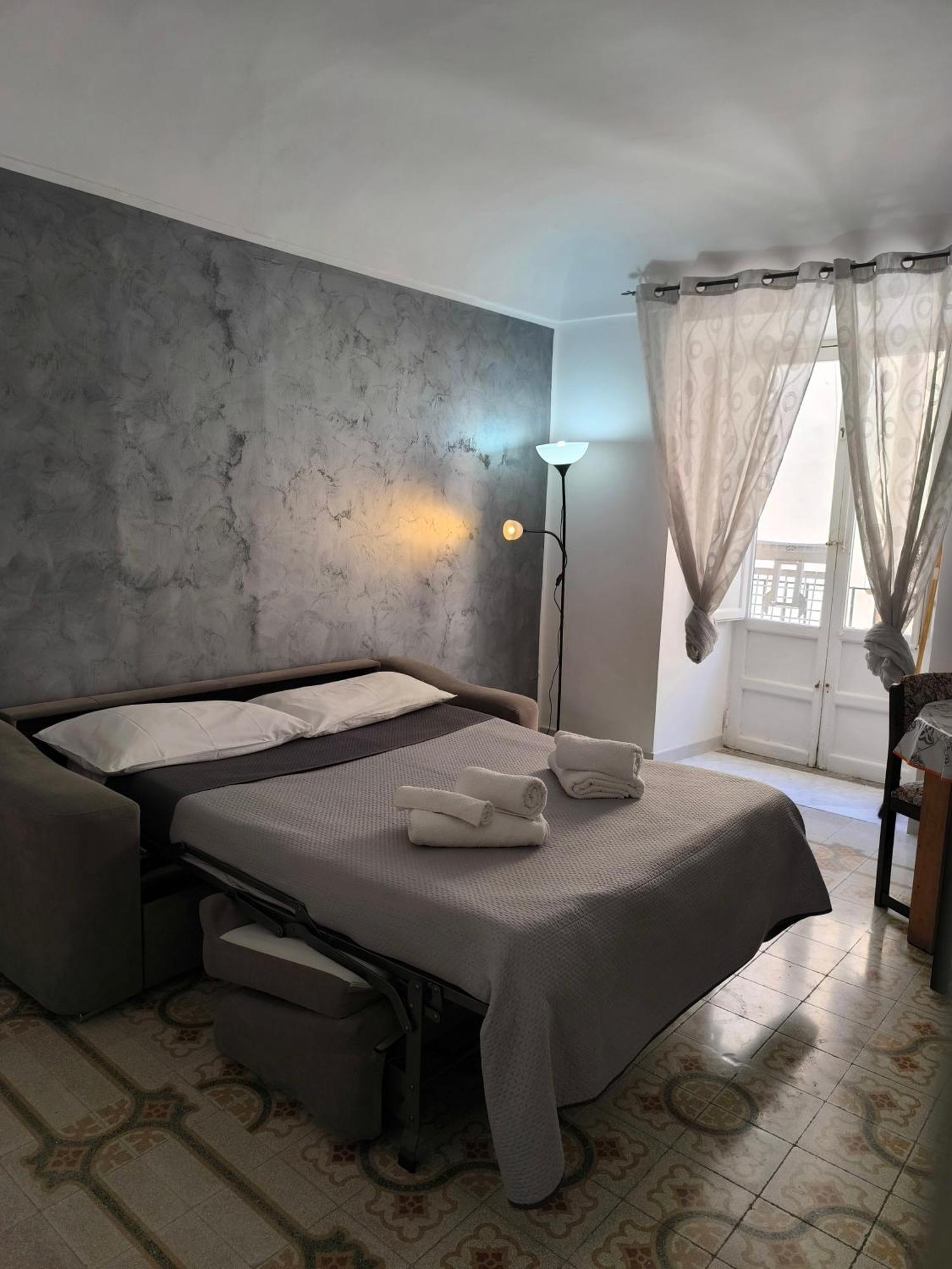 Casa Di Nick Lägenhet Trapani Exteriör bild